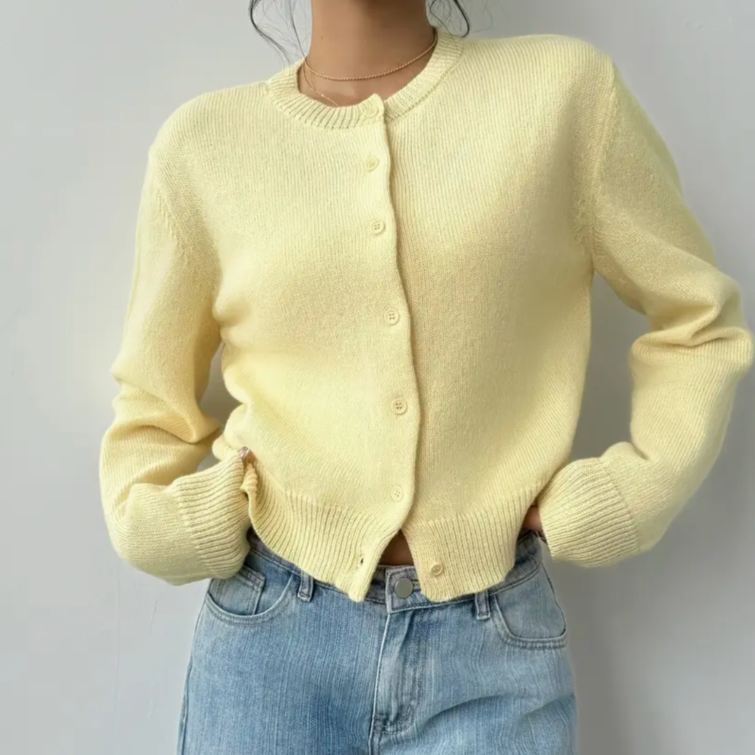 Women’s Cropped Button Cardigan – Soft Knit Layer for Everyday & Casual Wear